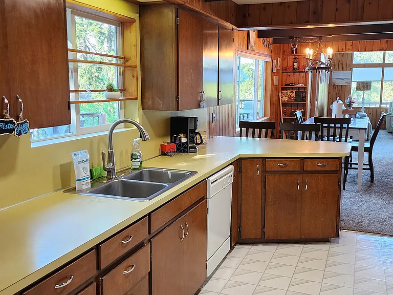 919 Pioneer Way 8_06052026