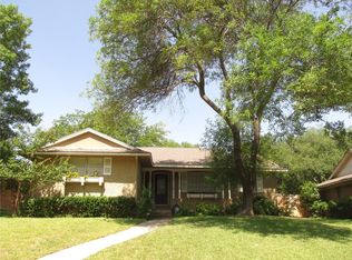 9859 Queenswood Ln, Dallas, TX 75238