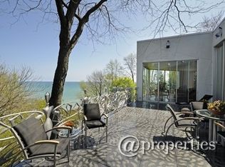 10 Maple Hill Rd, Glencoe, IL 60022