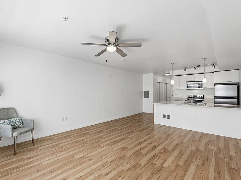 Circa Green Lake Apartments — Photo 18