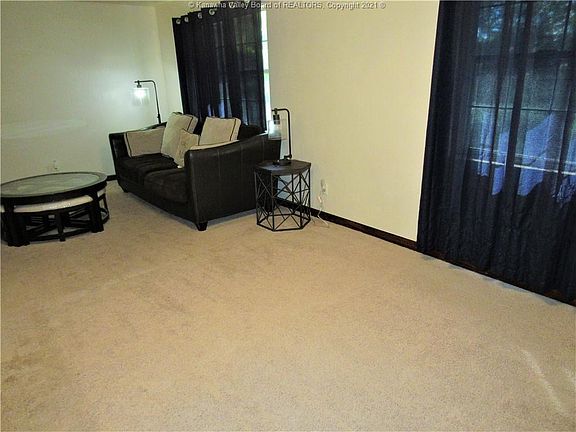 3rd image of 51 Simmerson Pl