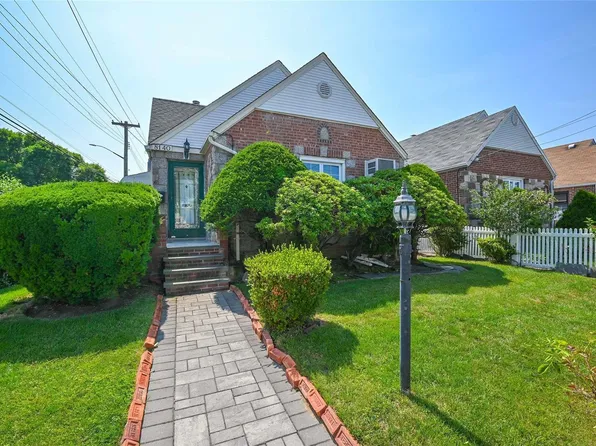 81-40 165 Street, Hillcrest, NY 11432