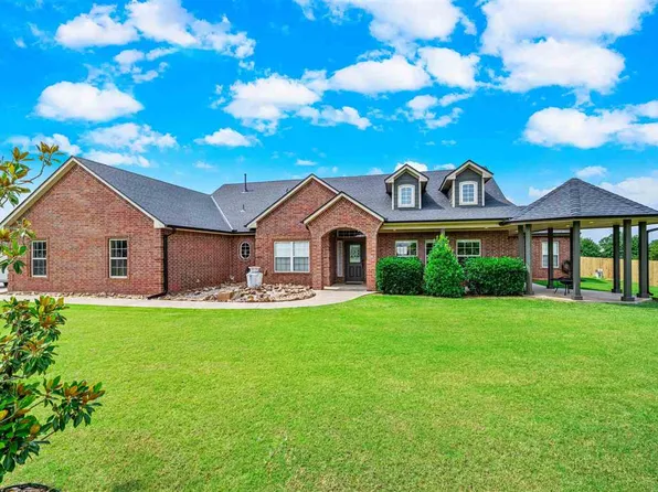 1105 Baybrook Dr, Elgin, OK 73538