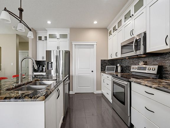 4th image of 21928 97th Ave NW