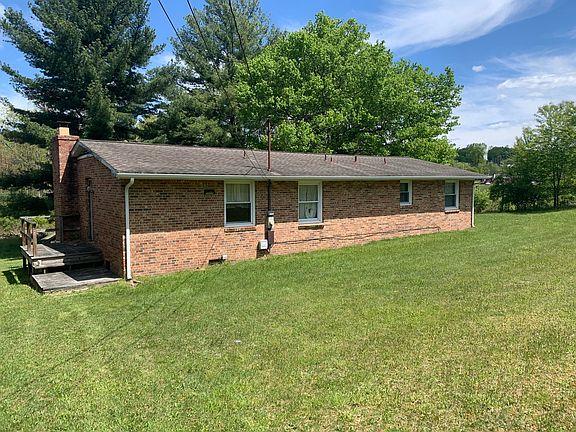 5th image of 206 Willow Ln