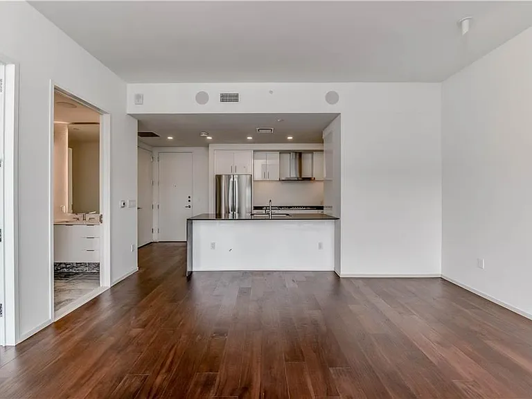 301 West Ave #4808 — Photo 6