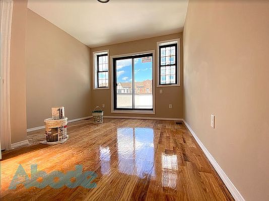 2nd image of 110 Linden Blvd #F4