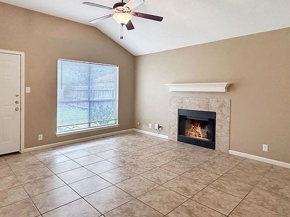 3rd image of 8507 Timber Pl