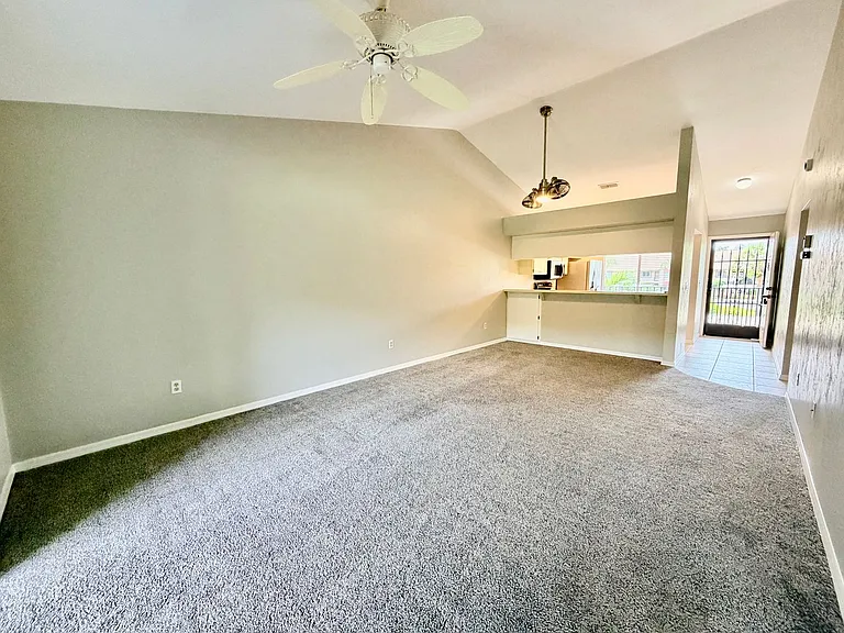 13076 Cross Creek Ct #408 — Photo 8