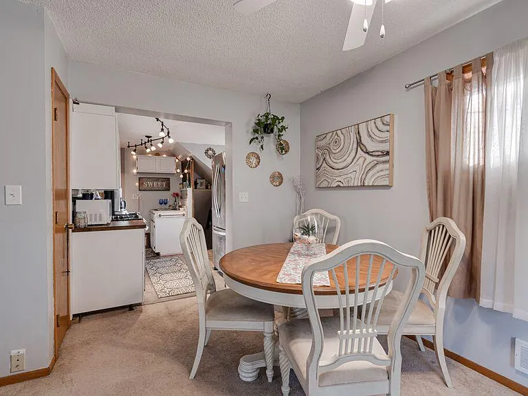 4655 Bald Eagle Ave #B — Photo 4