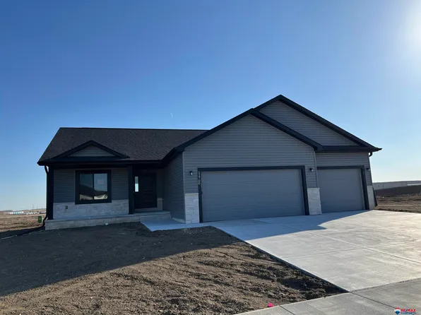 11700 N 146th St, Waverly, NE 68462