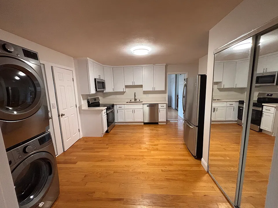 4218 Manzanita Dr