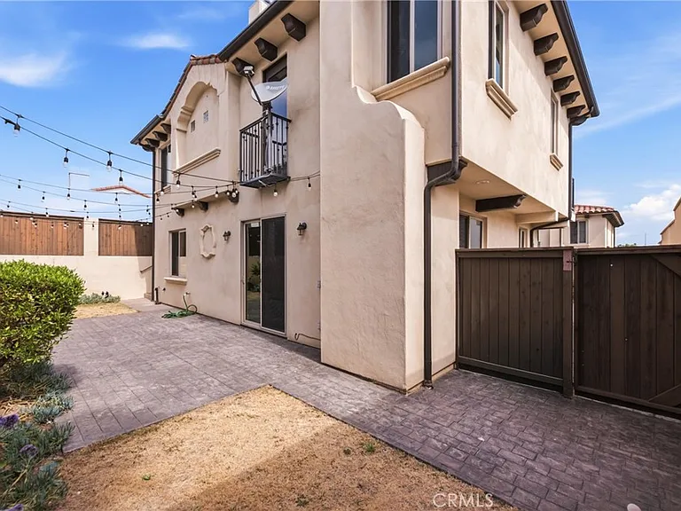 1918 Harriman Ln — Photo 34