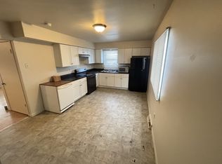 7968 N Granville Rd, Milwaukee, WI 53224