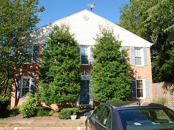 17 windows, 1 sliding door