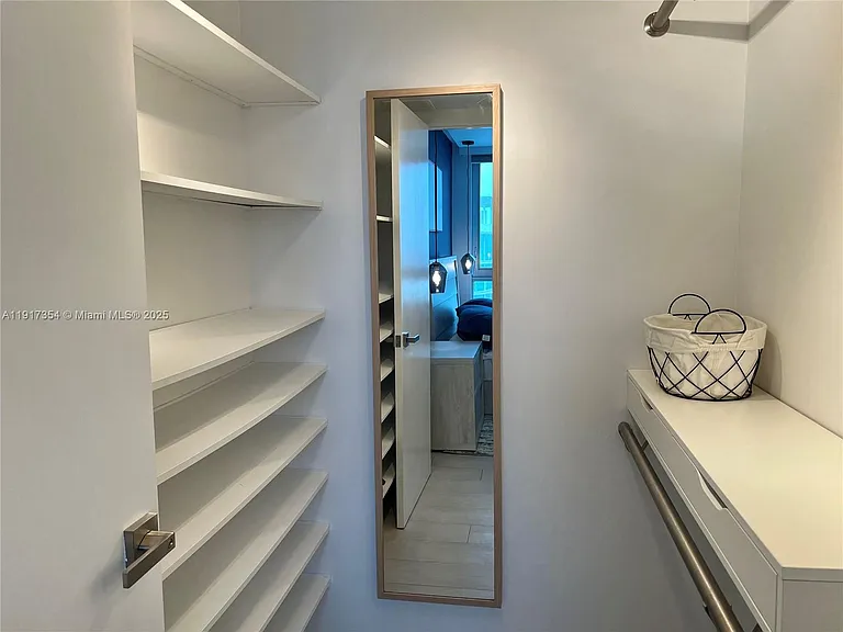 6620 Indian Creek Dr #617 — Photo 22
