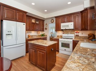 819 Big Spring Ct, Corona, CA 92878