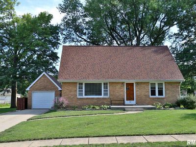 242 E Edgewood St, Morton, IL, 61550