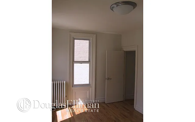 Rented by Douglas Elliman | media 7