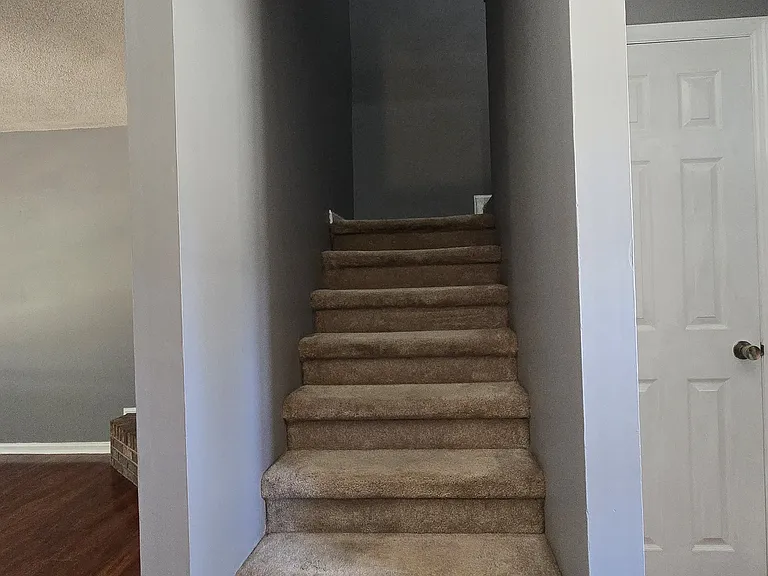 118 Coach Lee Hill Blvd #B — Photo 14