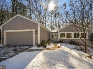 12369 Lima Ln, Reston, VA 20191