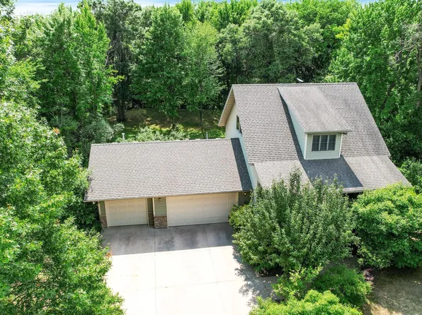 27464 Kettle River Blvd, Wyoming, MN 55092