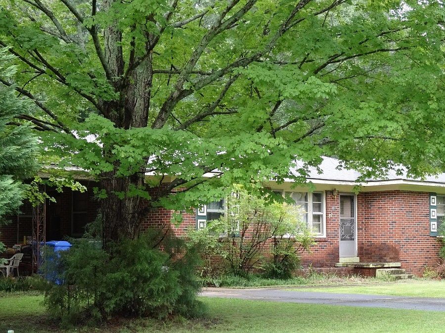 2nd image of 801 Hereford Dr