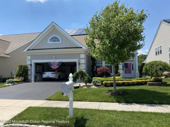 172 Wintergreen Drive, Manalapan, NJ 07726