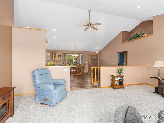 4th image of 4486 Saddlehorn Dr
