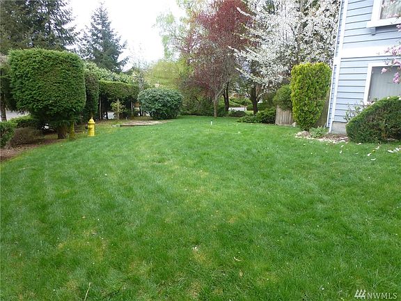 3rd image of 9423 71st St SW