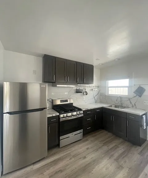 2127 Glendale Blvd — Photo 10