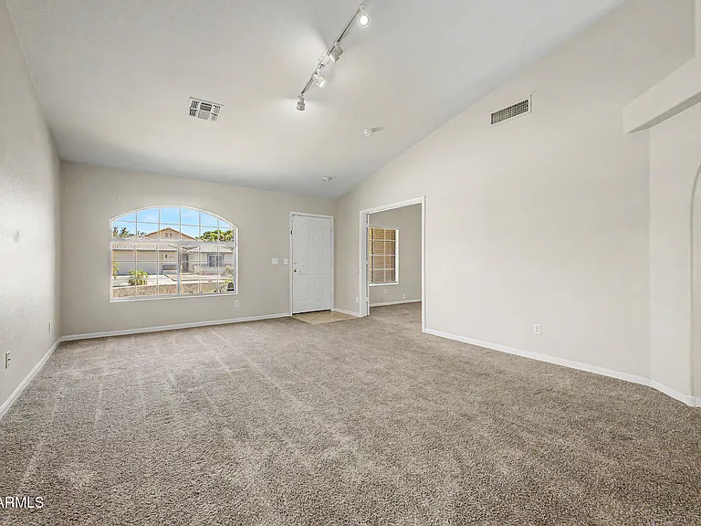 8752 W Melinda Ln — Photo 12