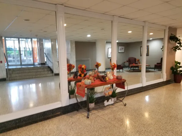 2160 Center Avenue image 2 of 18