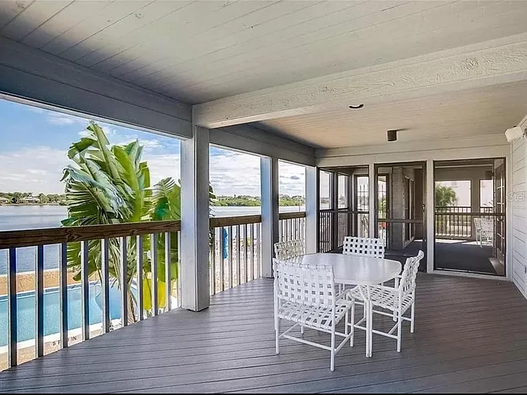 Clubhouse patio out to pool and Intracoastal