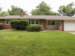 803 Parmon Rd, Bloomington, IL 61701