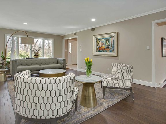 4th image of 3 Rawlings Dr
