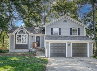 209 NW 107th St, Kansas City, MO 64155