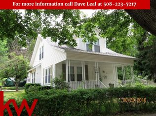 28 Tiverton Pkwy, Worcester, MA 01602