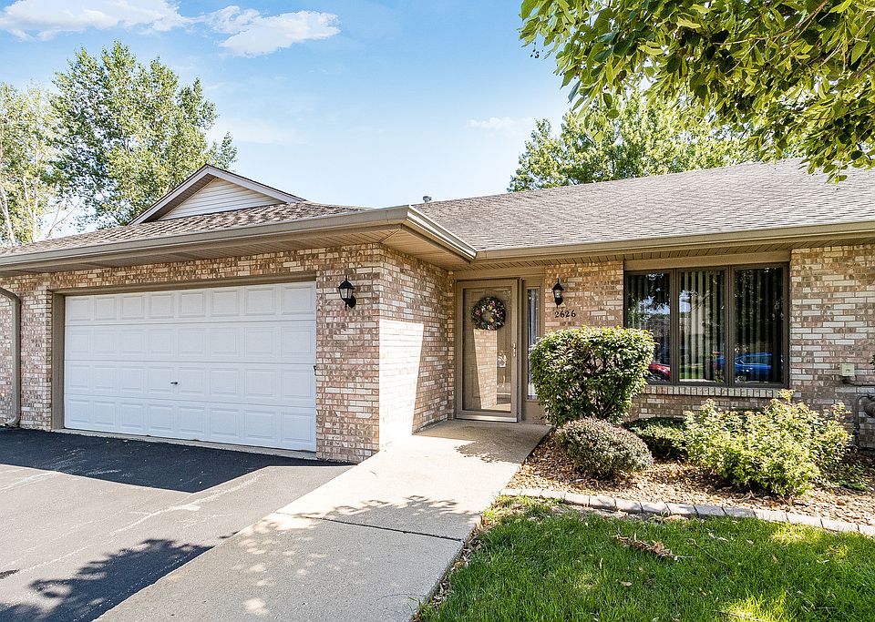 1st image of 2626 Eagle Dr #2626