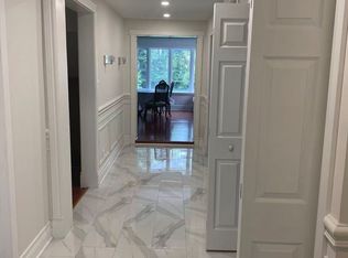 275 Estelle Ave, Toronto, ON M2N 5J4