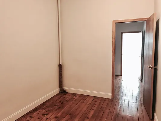 Rented by In Haus LLC | media 13