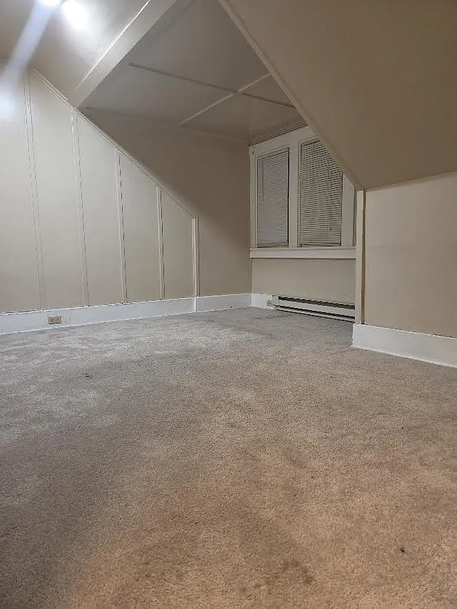 2 bed, $1,100 — Photo 1