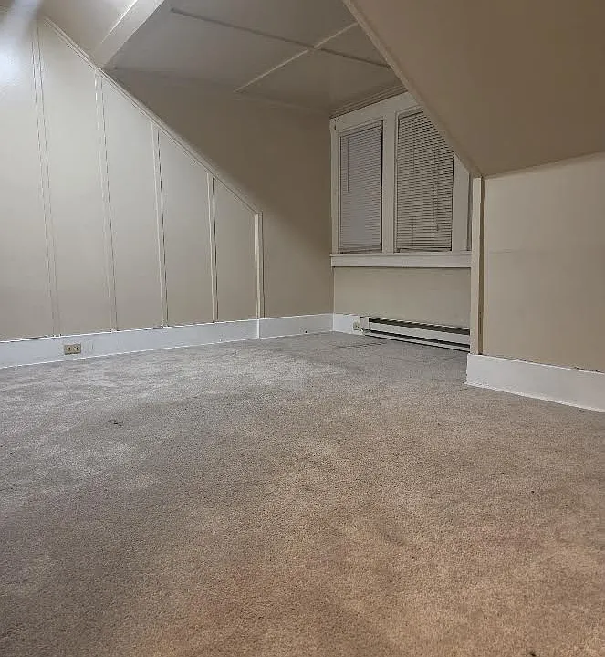 606 Fordham Ave #2