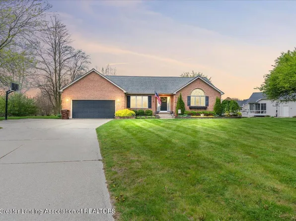 990 Chads Way, Charlotte, MI 48813