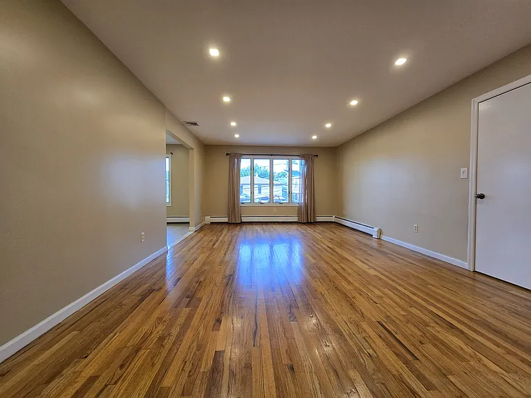 26 W Ruby Ave #2 — Photo 1