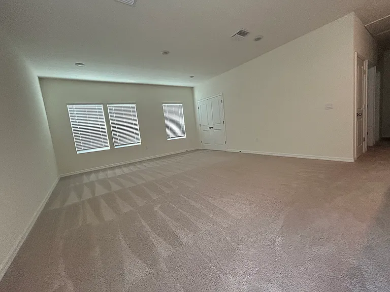 1551 NW 136th Blvd — Photo 14