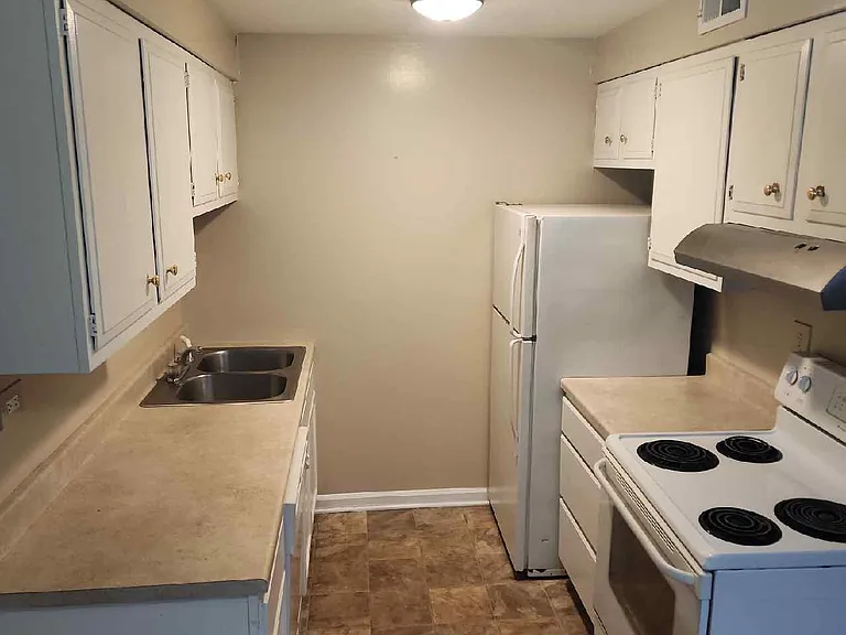 4902 Saddlebrook Ln #3 — Photo 22