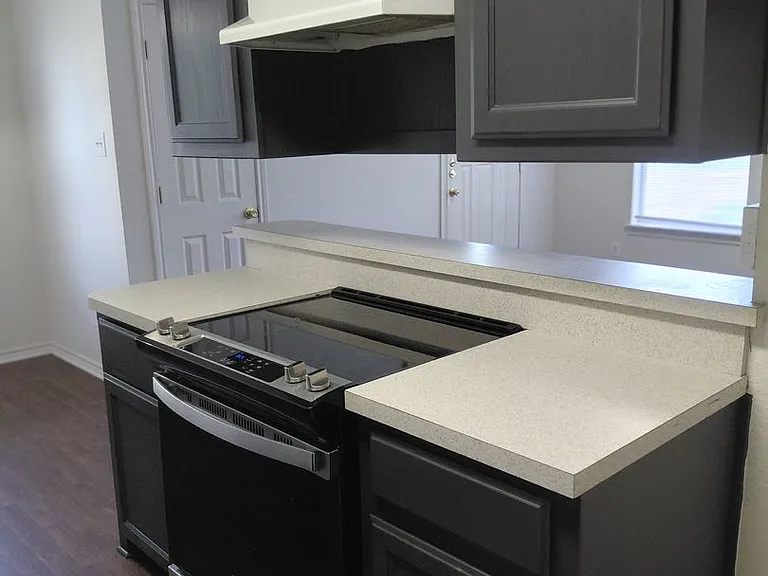 1561 Greenwood Rd #103 — Photo 8
