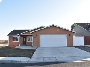422 Bobwhite Ave, Umatilla, OR 97882