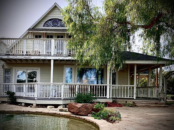 2nd image of 7835 Lilac Ln